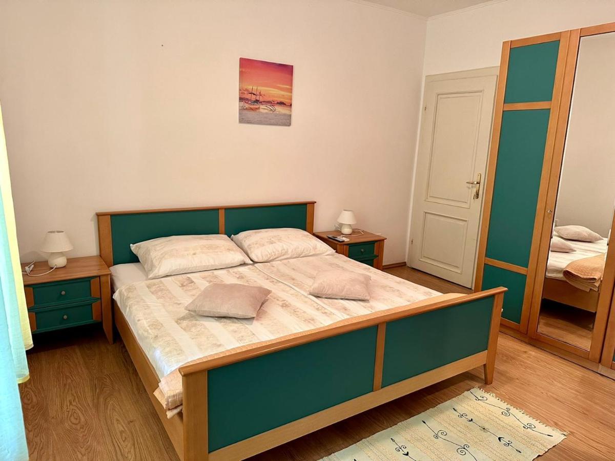 Studio Vila Milada Portorose Esterno foto