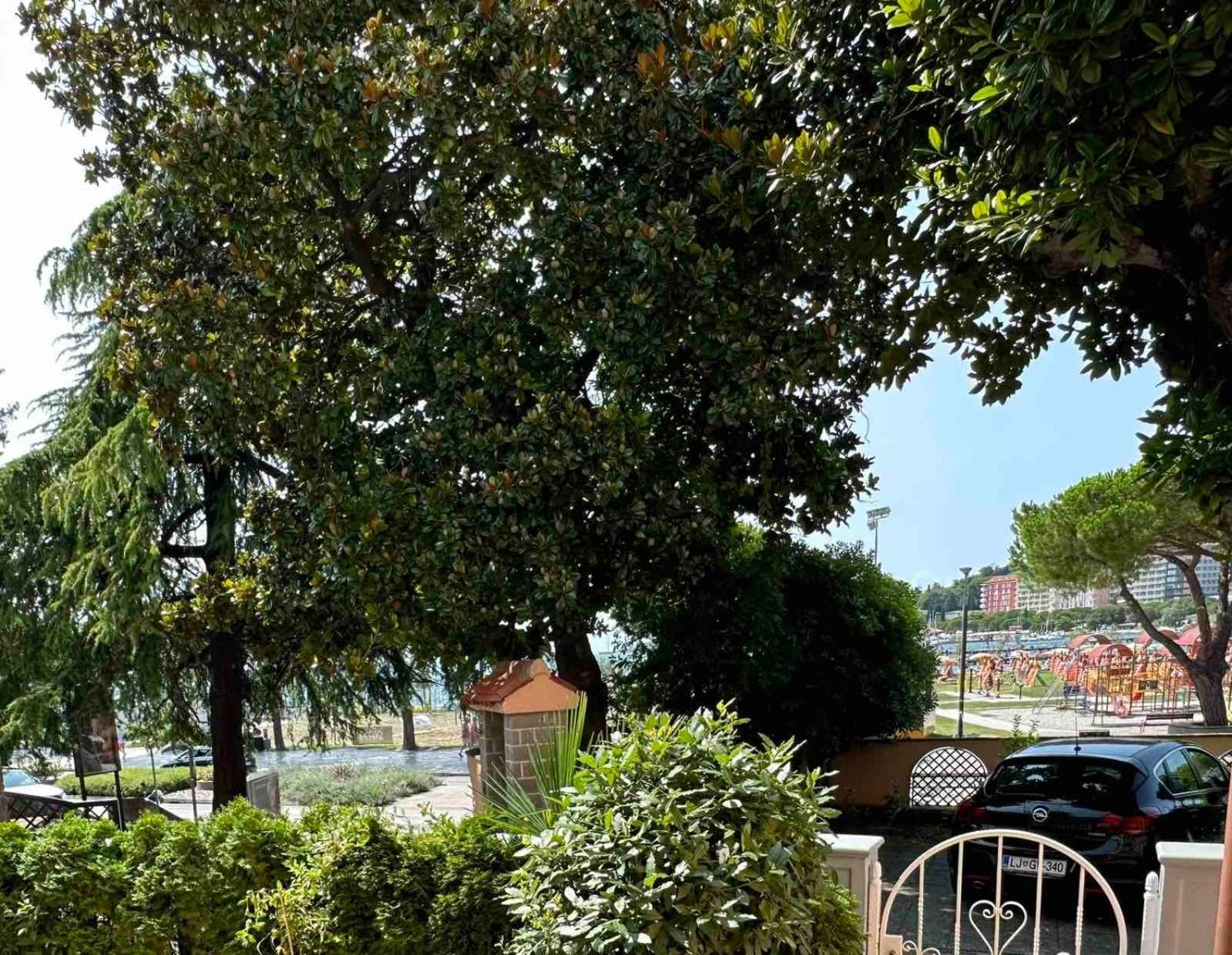Studio Vila Milada Portorose Esterno foto